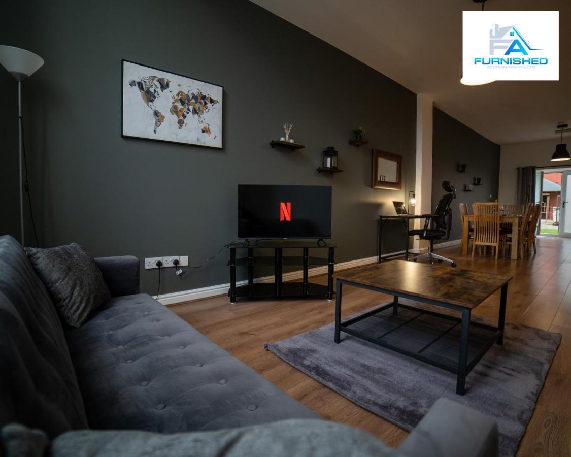 Contractor Stays By Furnished Accommodation Liverpool - Free Parking Bagian luar foto